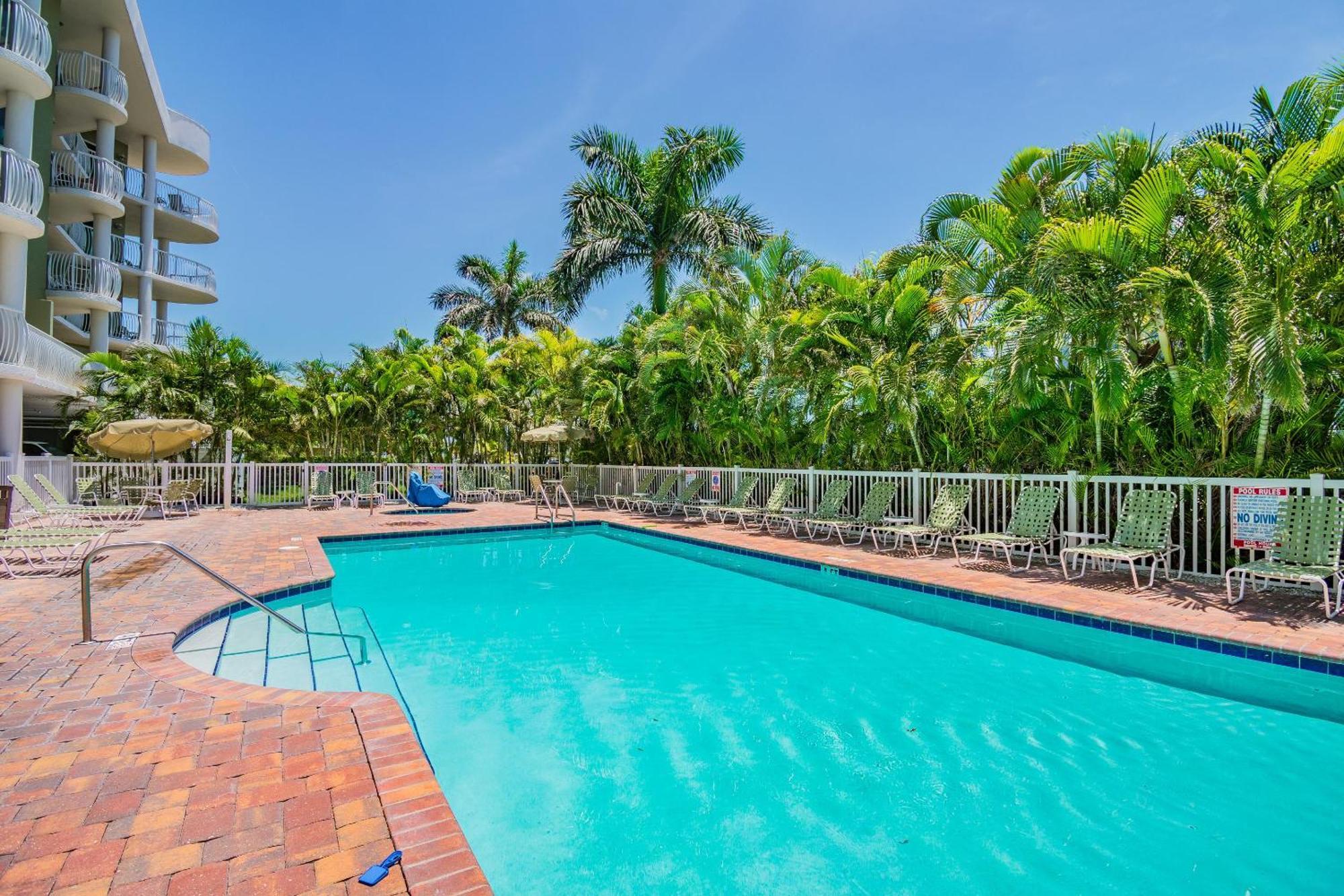 Crystal Palms 201 Villa St. Pete Beach Eksteriør billede